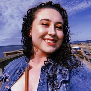 Meet your Posher, Courtney